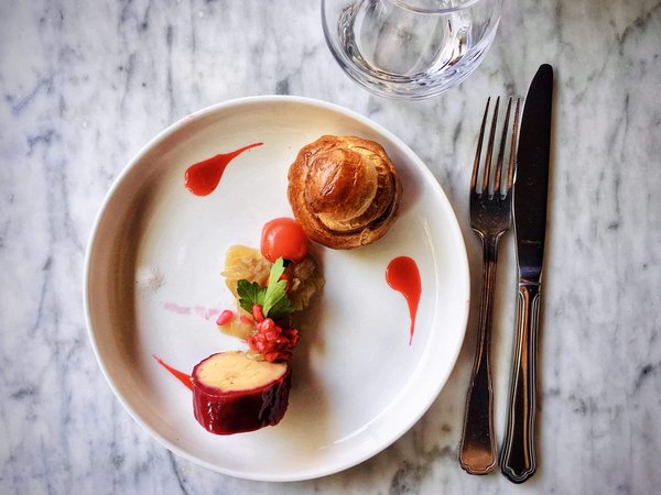 How to Prepare a Gourmet Rack of Lamb with a Crust and Reduction Sauce?